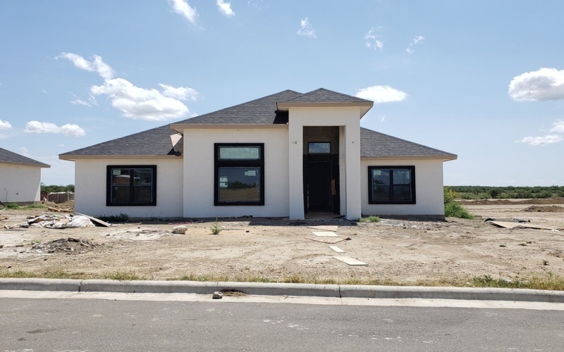 3211 ETHEL DR., Eagle Pass, TX 78852, 3 Habitaciones Habitaciones , ,2 BañosBaños,Residential,En Venta,3211 ETHEL DR.,79493