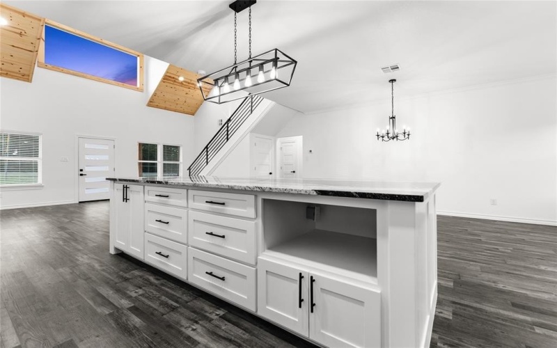 601 E 7th Street, McGregor, TX 76657, 5 Habitaciones Habitaciones , ,3 BañosBaños,Residential,En Venta,601 E 7th Street,20990401