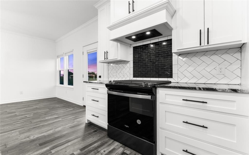 601 E 7th Street, McGregor, TX 76657, 5 Habitaciones Habitaciones , ,3 BañosBaños,Residential,En Venta,601 E 7th Street,20990401