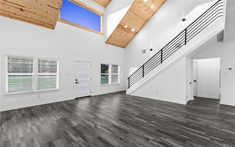 601 E 7th Street, McGregor, TX 76657, 5 Habitaciones Habitaciones , ,3 BañosBaños,Residential,En Venta,601 E 7th Street,20990401