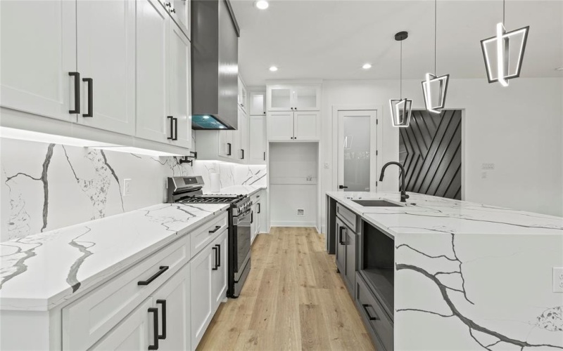 3100 Oak Bourne Drive, Arlington, TX 76016, 5 Habitaciones Habitaciones , ,3 BañosBaños,Residential,En Venta,3100 Oak Bourne Drive,20990458