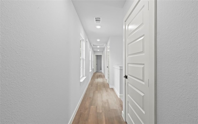2426 Saint Clair Drive, Dallas, TX 75215, 3 Habitaciones Habitaciones , ,2 BañosBaños,Residential,En Venta,2426 Saint Clair Drive,20990552