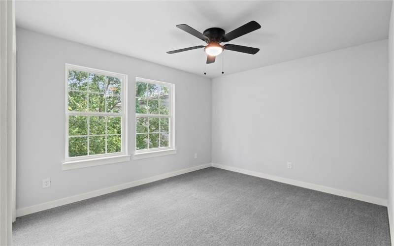 2426 Saint Clair Drive, Dallas, TX 75215, 3 Habitaciones Habitaciones , ,2 BañosBaños,Residential,En Venta,2426 Saint Clair Drive,20990552