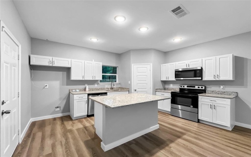 3947 Coolidge Street, Dallas, TX 75215, 3 Bedrooms Bedrooms, ,2 BathroomsBathrooms,Residential,For Sale,3947 Coolidge Street,20990578