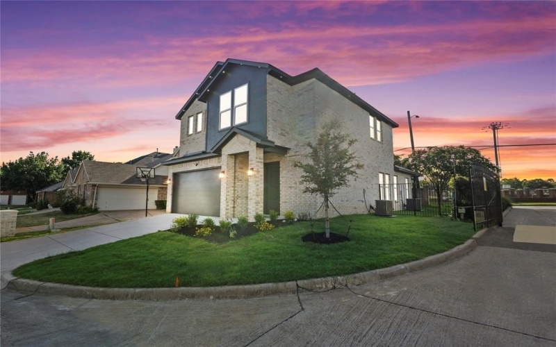 3200 Oak Bourne Drive, Arlington, TX 76016, 4 Habitaciones Habitaciones , ,3 BañosBaños,Residential,En Venta,3200 Oak Bourne Drive,20990585