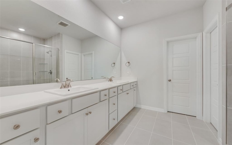 8063 Challenger Lane, Frisco, TX 75034, 3 Habitaciones Habitaciones , ,3 BañosBaños,Residential,En Venta,8063 Challenger Lane,0,20990593