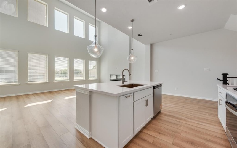 8063 Challenger Lane, Frisco, TX 75034, 3 Habitaciones Habitaciones , ,3 BañosBaños,Residential,En Venta,8063 Challenger Lane,0,20990593