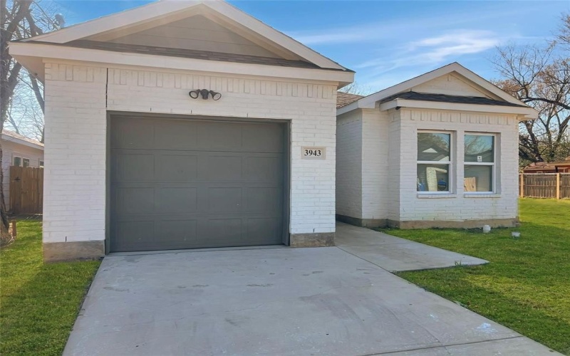 3943 Coolidge Street, Dallas, TX 75215, 3 Bedrooms Bedrooms, ,2 BathroomsBathrooms,Residential,For Sale,3943 Coolidge Street,20990595