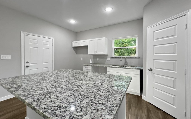 3943 Coolidge Street, Dallas, TX 75215, 3 Bedrooms Bedrooms, ,2 BathroomsBathrooms,Residential,For Sale,3943 Coolidge Street,20990595