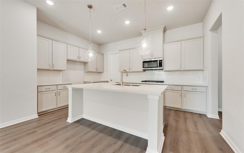 8071 Challenger Lane, Frisco, TX 75034, 4 Habitaciones Habitaciones , ,5 BañosBaños,Residential,En Venta,8071 Challenger Lane,0,20990625