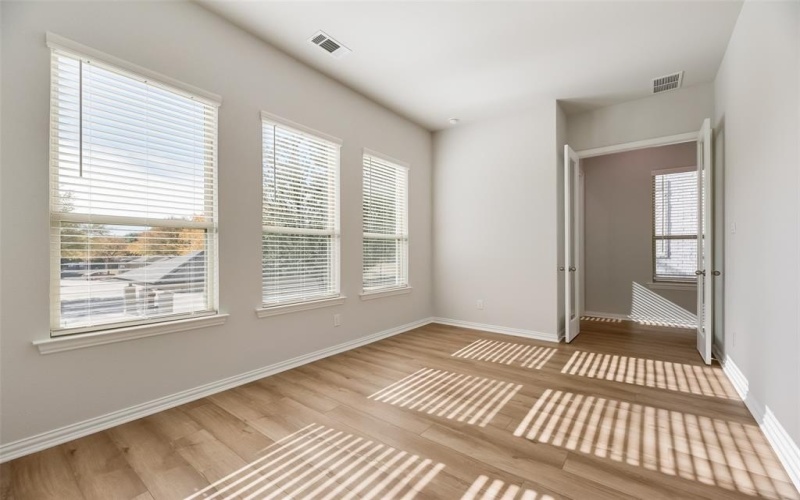 8119 Challenger Lane, Frisco, TX 75034, 3 Bedrooms Bedrooms, ,3 BathroomsBathrooms,Residential,For Sale,8119 Challenger Lane,0,20990666