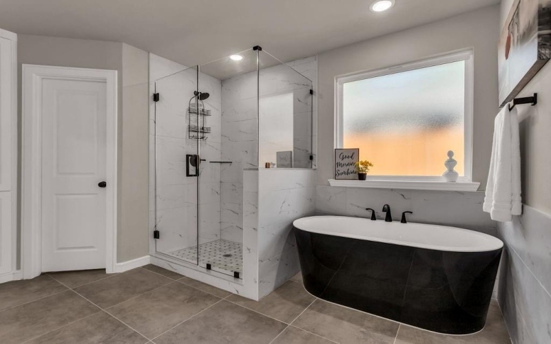 702 Crenshaw Street, Terrell, TX 75160, 4 Habitaciones Habitaciones , ,2 BañosBaños,Residential,En Venta,702 Crenshaw Street,20990667
