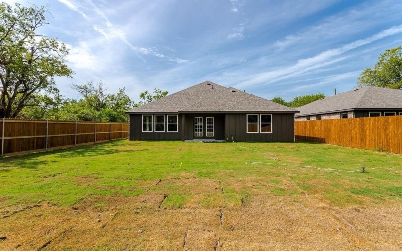 702 Crenshaw Street, Terrell, TX 75160, 4 Habitaciones Habitaciones , ,2 BañosBaños,Residential,En Venta,702 Crenshaw Street,20990667