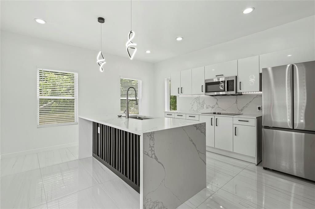 2212 Anderson Street, Dallas, TX 75215, 3 Bedrooms Bedrooms, ,3 BathroomsBathrooms,Residential,For Sale,2212 Anderson Street,20990680