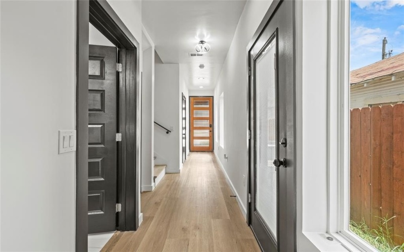2212 Anderson Street, Dallas, TX 75215, 3 Bedrooms Bedrooms, ,3 BathroomsBathrooms,Residential,For Sale,2212 Anderson Street,20990680