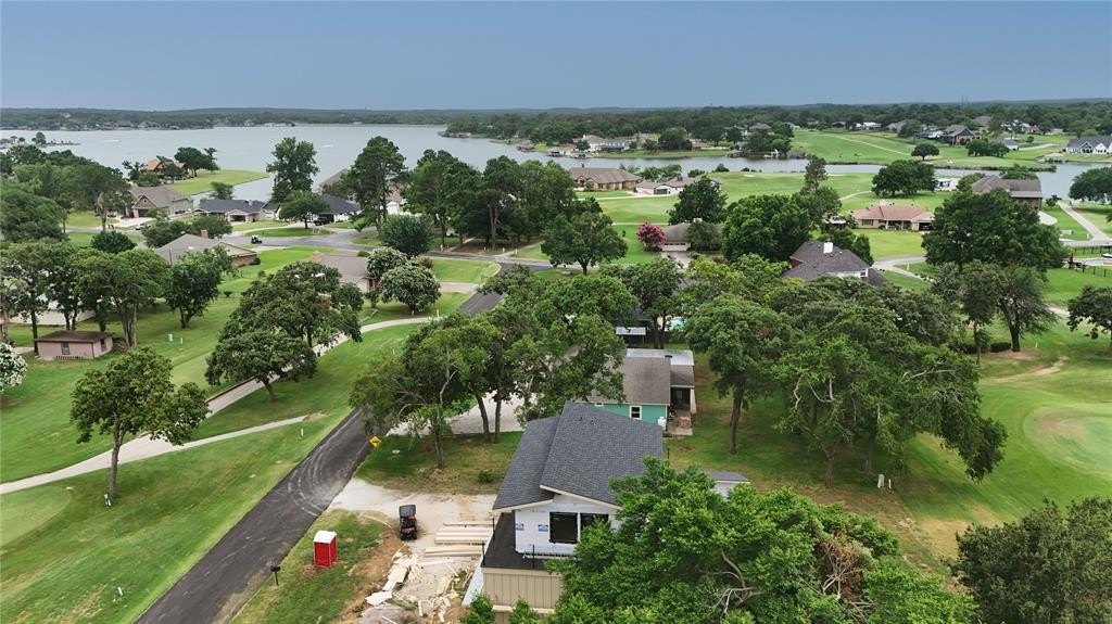 102 Huron Trail, Lake Kiowa, TX 76240, 6 Bedrooms Bedrooms, ,5 BathroomsBathrooms,Residential,For Sale,102 Huron Trail,20990753