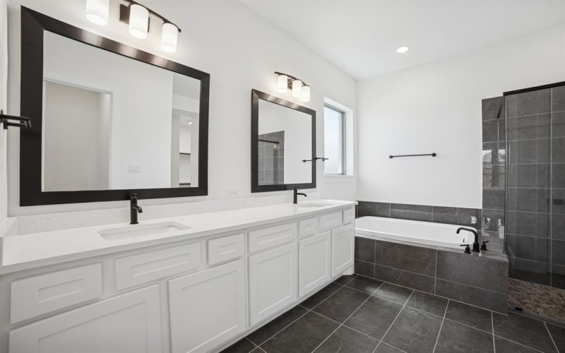 1902 Vantage Drive, Rockwall, TX 75087, 4 Habitaciones Habitaciones , ,3 BañosBaños,Residential,En Venta,1902 Vantage Drive,0,20990927