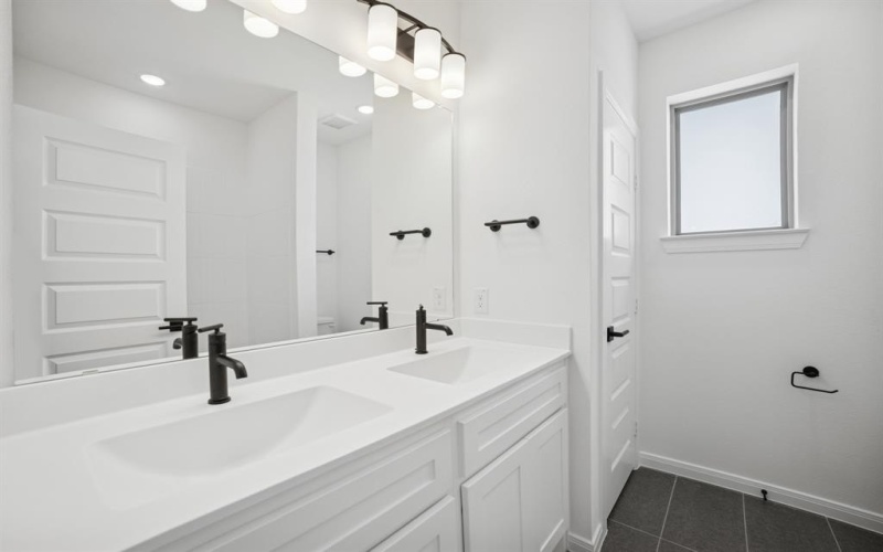 1902 Vantage Drive, Rockwall, TX 75087, 4 Habitaciones Habitaciones , ,3 BañosBaños,Residential,En Venta,1902 Vantage Drive,0,20990927