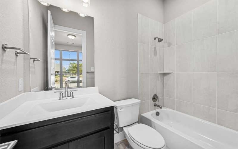 4225 Silver Spur Court, Aubrey, TX 76227, 4 Habitaciones Habitaciones , ,3 BañosBaños,Residential,En Venta,4225 Silver Spur Court,0,20990986