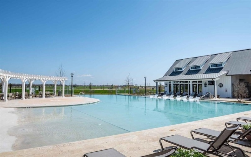 4225 Silver Spur Court, Aubrey, TX 76227, 4 Bedrooms Bedrooms, ,3 BathroomsBathrooms,Residential,For Sale,4225 Silver Spur Court,20990986