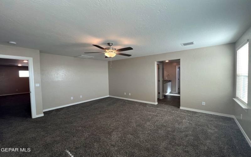 320 Hidden Gem Street, El Paso, TX 79928, 4 Habitaciones Habitaciones , ,1 BañoBaños,Residential,En Venta,320 Hidden Gem Street,925876