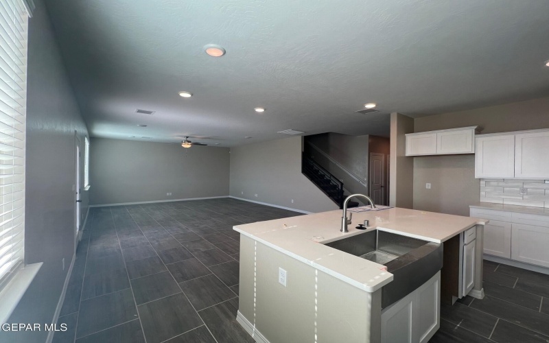 320 Hidden Gem Street, El Paso, TX 79928, 4 Habitaciones Habitaciones , ,1 BañoBaños,Residential,En Venta,320 Hidden Gem Street,925876