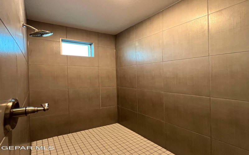 12804 CareFree Avenue, El Paso, TX 79928, 5 Bedrooms Bedrooms, ,2 BathroomsBathrooms,Residential,For Sale,12804 CareFree Avenue,925885