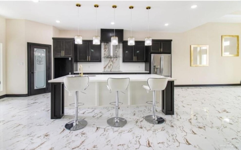 3104 E Brazil Avenue, Hidalgo, TX 78557, 4 Bedrooms Bedrooms, ,3 BathroomsBathrooms,Residential,For Sale,3104 E Brazil Avenue,472610