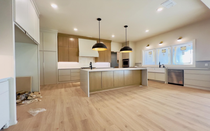 10817 Granby Avenue, Lubbock, TX 79424, 4 Habitaciones Habitaciones , ,3 BañosBaños,Residential,En Venta,10817 Granby Avenue,202557371