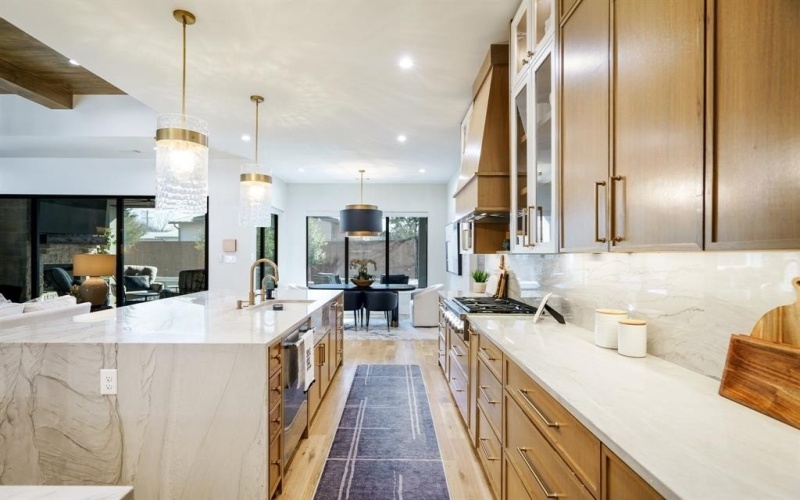 3300 Jackson Court, Grapevine, TX 76092, 5 Bedrooms Bedrooms, ,6 BathroomsBathrooms,Residential,For Sale,3300 Jackson Court,20824864