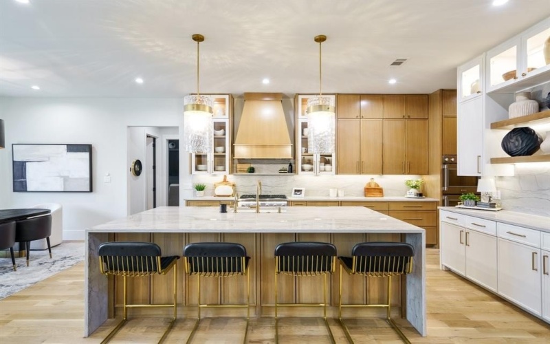3300 Jackson Court, Grapevine, TX 76092, 5 Bedrooms Bedrooms, ,6 BathroomsBathrooms,Residential,For Sale,3300 Jackson Court,20824864