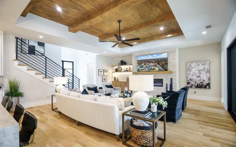 3300 Jackson Court, Grapevine, TX 76092, 5 Bedrooms Bedrooms, ,6 BathroomsBathrooms,Residential,For Sale,3300 Jackson Court,20824864
