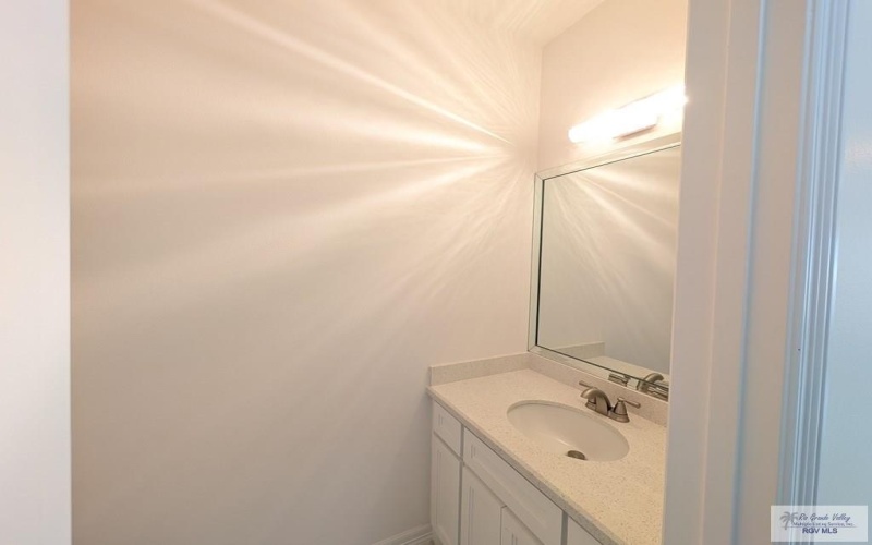 200 BROOKS CIRCLE NORTH, LA FERIA, TX 78559, 3 Habitaciones Habitaciones , ,2 BañosBaños,Residential,En Venta,200 BROOKS CIRCLE NORTH,29764282