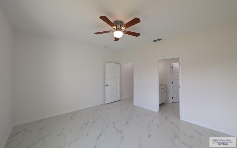 200 BROOKS CIRCLE NORTH, LA FERIA, TX 78559, 3 Habitaciones Habitaciones , ,2 BañosBaños,Residential,En Venta,200 BROOKS CIRCLE NORTH,29764282