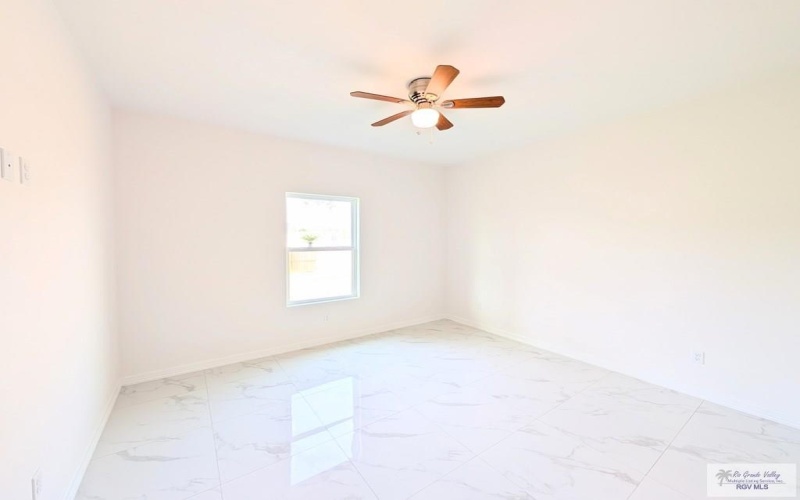200 BROOKS CIRCLE NORTH, LA FERIA, TX 78559, 3 Habitaciones Habitaciones , ,2 BañosBaños,Residential,En Venta,200 BROOKS CIRCLE NORTH,29764282