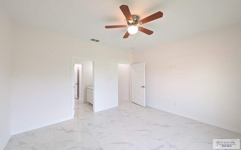 200 BROOKS CIRCLE NORTH, LA FERIA, TX 78559, 3 Habitaciones Habitaciones , ,2 BañosBaños,Residential,En Venta,200 BROOKS CIRCLE NORTH,29764282