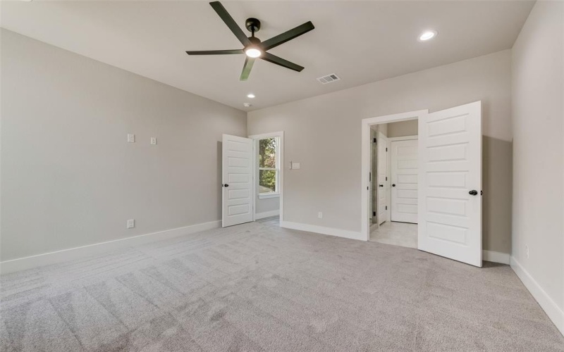 3703 York Street, Dallas, TX 75210, 3 Bedrooms Bedrooms, ,2 BathroomsBathrooms,Residential,For Sale,3703 York Street,20951700