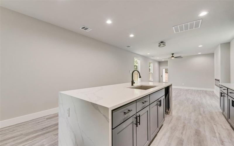 3703 York Street, Dallas, TX 75210, 3 Bedrooms Bedrooms, ,2 BathroomsBathrooms,Residential,For Sale,3703 York Street,20951700
