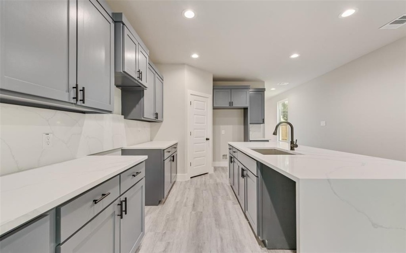 3703 York Street, Dallas, TX 75210, 3 Bedrooms Bedrooms, ,2 BathroomsBathrooms,Residential,For Sale,3703 York Street,20951700