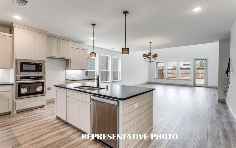 1816 Nimblewill Drive, Celina, TX 75009, 4 Habitaciones Habitaciones , ,5 BañosBaños,Residential,En Venta,1816 Nimblewill Drive,20991408