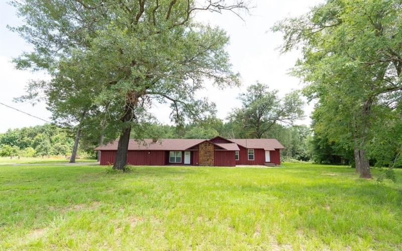 24070 hwy 31, Kilgore, TX 75662, 4 Habitaciones Habitaciones , ,3 BañosBaños,Residential,En Venta,24070 hwy 31,20991414