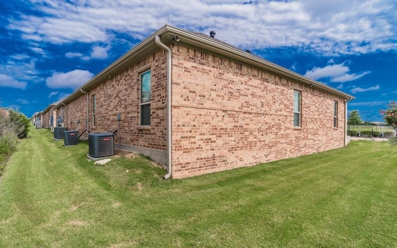 450 Hawkins Run Drive, Midlothian, TX 76065, ,Other,For Sale,450 Hawkins Run Drive,20991435