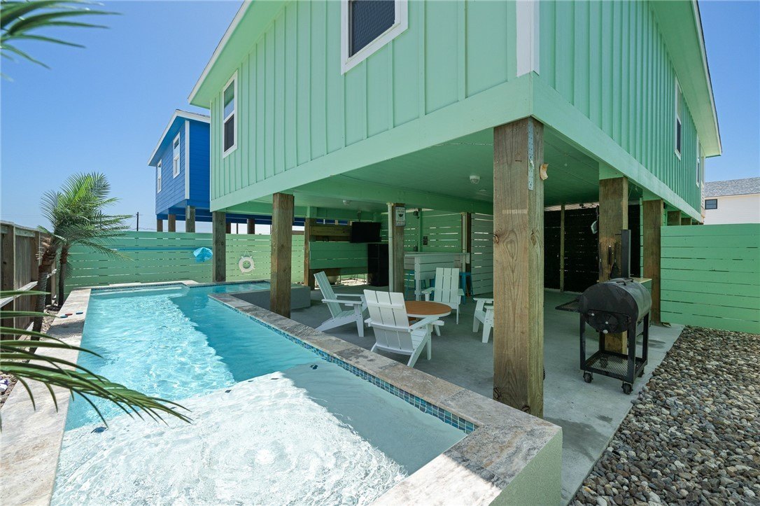268 Flounder Drive, Port Aransas, TX 78373, 4 Bedrooms Bedrooms, ,3 BathroomsBathrooms,Residential,For Sale,268 Flounder Drive,461624
