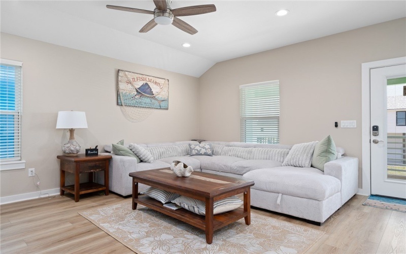268 Flounder Drive, Port Aransas, TX 78373, 4 Bedrooms Bedrooms, ,3 BathroomsBathrooms,Residential,For Sale,268 Flounder Drive,461624