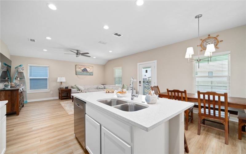 268 Flounder Drive, Port Aransas, TX 78373, 4 Bedrooms Bedrooms, ,3 BathroomsBathrooms,Residential,For Sale,268 Flounder Drive,461624