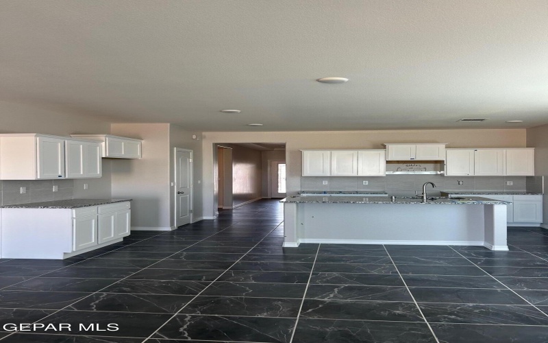 12816 CareFree Avenue, El Paso, TX 79928, 4 Bedrooms Bedrooms, ,1 BathroomBathrooms,Residential,For Sale,12816 CareFree Avenue,925924