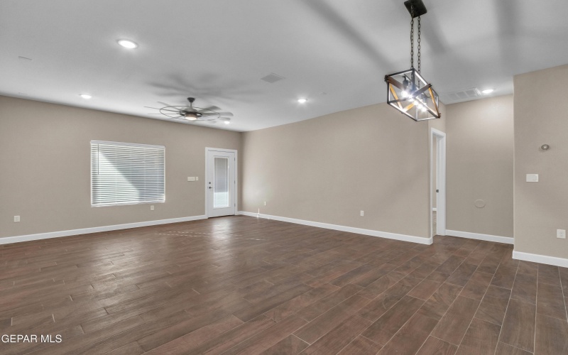 12341 Jack Vowell Way, El Paso, TX 79934, 4 Habitaciones Habitaciones , ,2 BañosBaños,Residential,En Venta,12341 Jack Vowell Way,925929