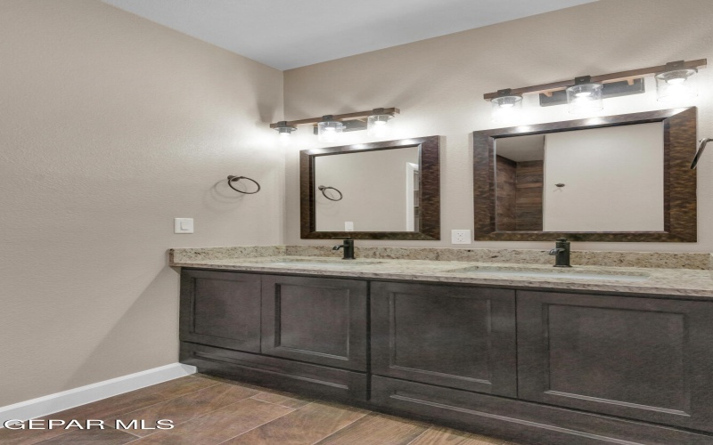 7313 John Gerald Way, El Paso, TX 79934, 4 Habitaciones Habitaciones , ,2 BañosBaños,Residential,En Venta,7313 John Gerald Way,925935