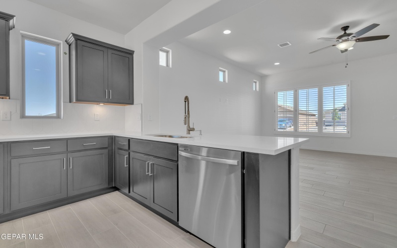 14936 Hill Ridge Court, El Paso, TX 79938, 3 Habitaciones Habitaciones , ,2 BañosBaños,Residential,En Venta,14936 Hill Ridge Court,925936