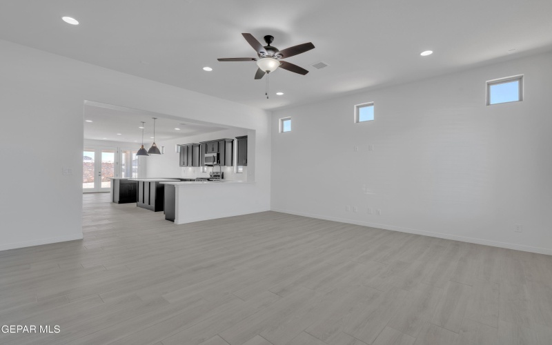 14936 Hill Ridge Court, El Paso, TX 79938, 3 Habitaciones Habitaciones , ,2 BañosBaños,Residential,En Venta,14936 Hill Ridge Court,925936